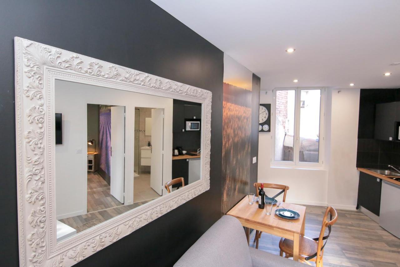 Les Champs, T2 Hypercentre Chic Et Cosy Wifi Par Sovalfi Apartment แซงต์-เอเตียน ภายนอก รูปภาพ