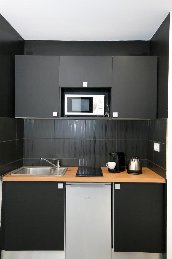 Les Champs, T2 Hypercentre Chic Et Cosy Wifi Par Sovalfi Apartment แซงต์-เอเตียน ภายนอก รูปภาพ