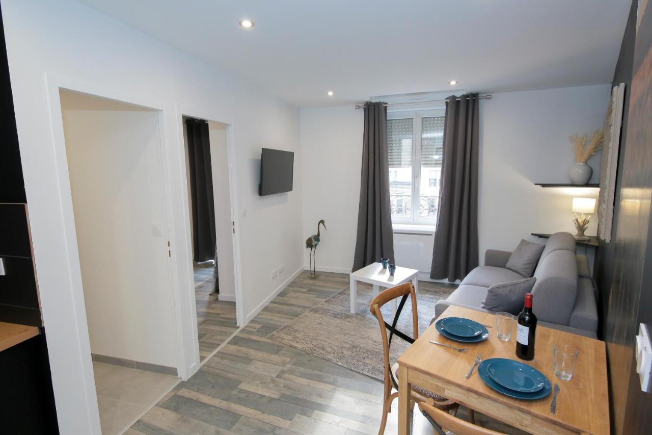 Les Champs, T2 Hypercentre Chic Et Cosy Wifi Par Sovalfi Apartment แซงต์-เอเตียน ภายนอก รูปภาพ