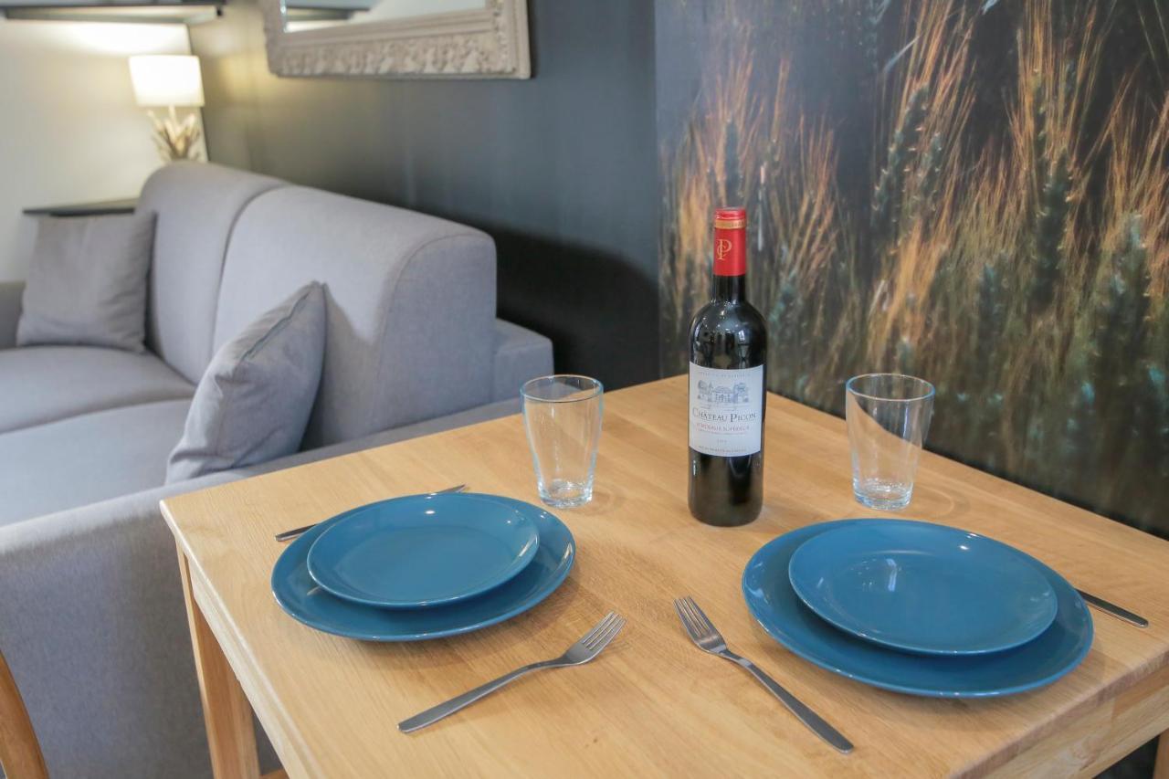 Les Champs, T2 Hypercentre Chic Et Cosy Wifi Par Sovalfi Apartment แซงต์-เอเตียน ภายนอก รูปภาพ